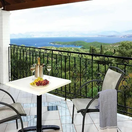 Bouritsa Villa Karyotikon